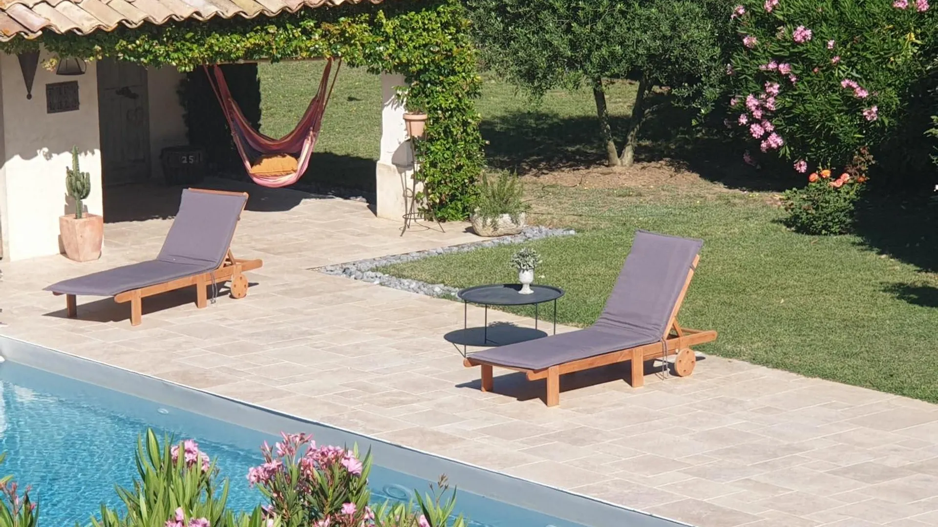 La Parenthese Hotel Lauris Guest house